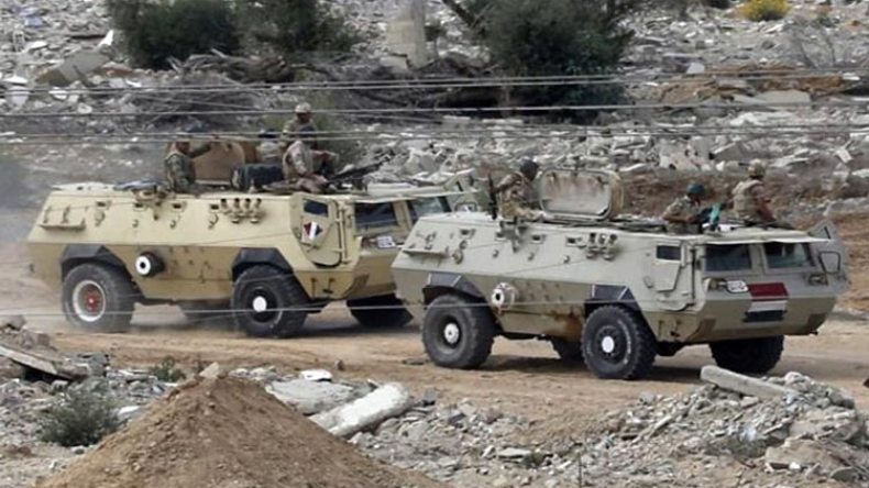 مقتل 4 جنود و98 مسلحا في عملية الجيش المصري بسيناء