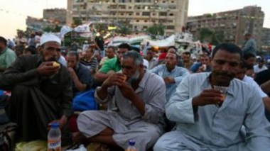 Premier vendredi de ramadan sous haute tension en Égypte