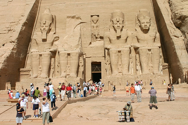 Visa pour l'Egypte: suppression de l’«habilitation sécuritaire» pour les Algériens