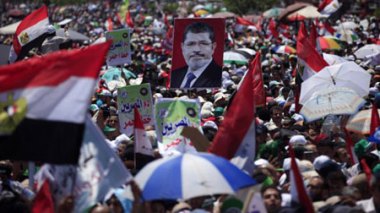 Égypte: l'armée prête à intervenir en cas de troubles