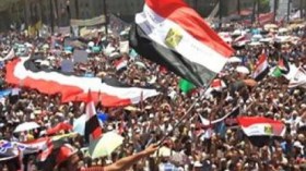 ملايين المصريين يتظاهرون بشعار “جمعة التحرير لكل المصريين”