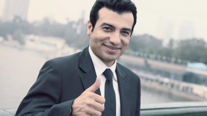 إيهاب توفيق يطلق حملة مصالحة بين الجزائر ومصر