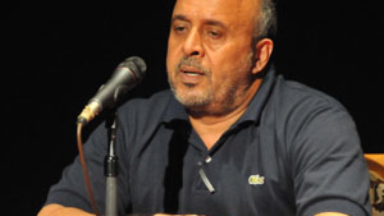 “لن ننسى أن عبد الجليل وشلقم وجبريل كانوا أوتادا لخيمة القذافي”