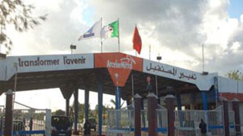 شلل بوحدات أرسيلور ميتال وخسائر بالملايير يوميا