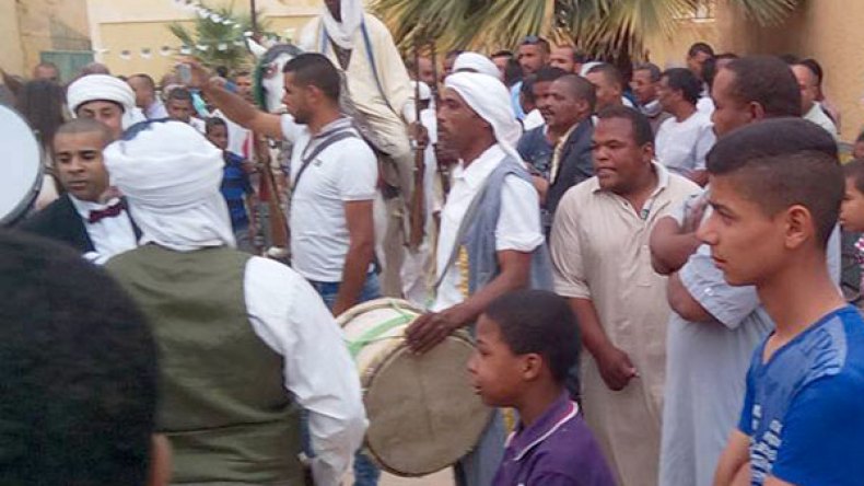 إقامة عرس وحفل غنائي في مدرسة عشية الامتحانات بالوادي