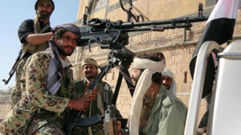القاعدة تعلن مقتل 12 حوثيا بهجومين باليمن