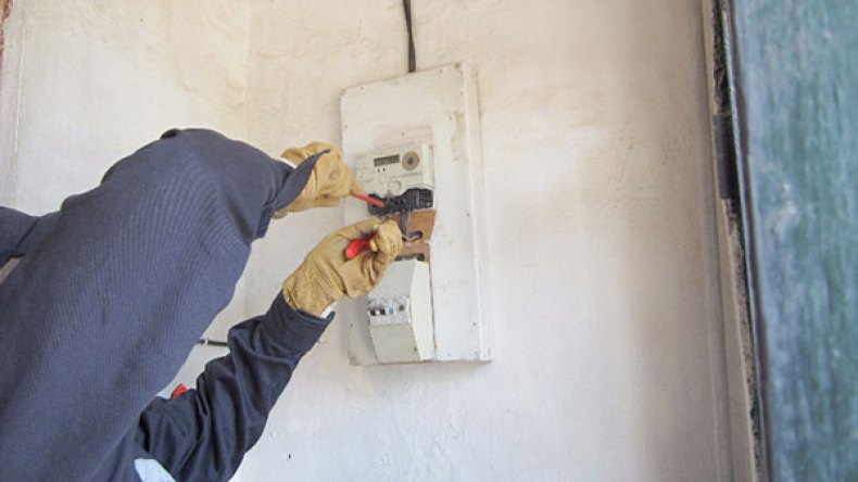 إلغاء قطع الكهرباء عن الزبائن الأوفياء في حال عدم التسديد