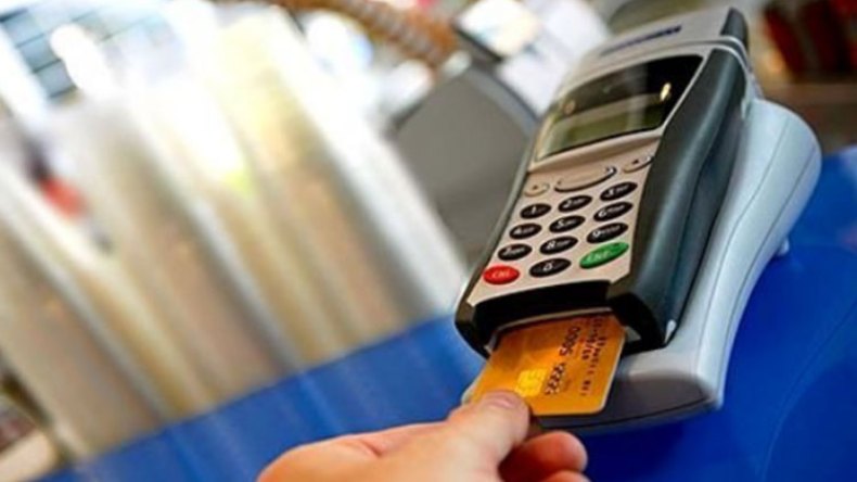 أجهزة الدفع الإلكتروني مجانا بـ”بريد الجزائر”.. والأولوية لهؤلاء!