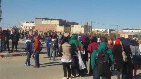 تلميذ يعتدي على مدير ثانويته في الشارع بالوادي!