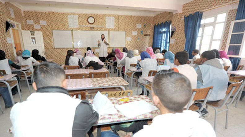 الأساتذة و”كاسنوس” يقتسمون “غنائم” الدروس الخصوصية!