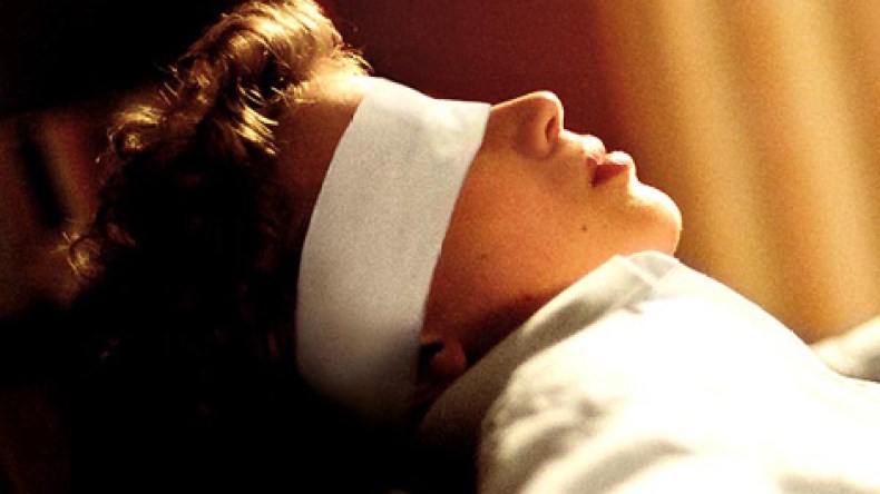 تلميذ في الابتدائي ينتحر بخمار والدته داخل غرفة النوم بعين مليلة