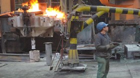 أطراف مأجورة تريد تحطيم مركب الحجار