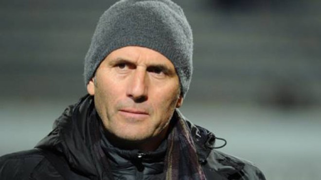 بطّال ومحلّل فني لقناة “كنال بلوس”!؟