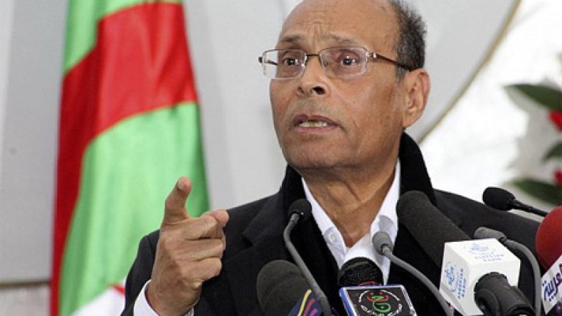 متظاهرون بنقابة الأمن التونسي يطردون المرزوقي من تأبينية