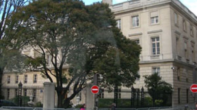 فرنسا تسلّم الجزائر ثلاثة من شركاء “جمال بغال”