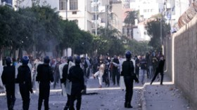 ثورة  ” الجياع ”  تصنع  الحدث  في  الصحافة  العالمية