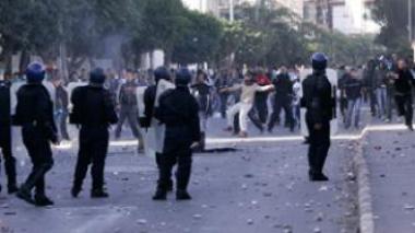 Algeria: 32 protesters arrested over jobs rally