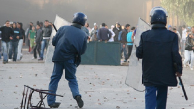 الحكومة  تخفض  أسعار  المواد  الغذائية  الأساسية