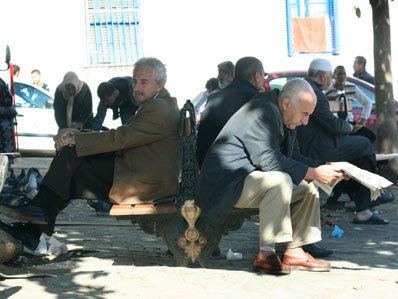 1 719 000 employés, dont des retraités, travaillent dans la Fonction publique