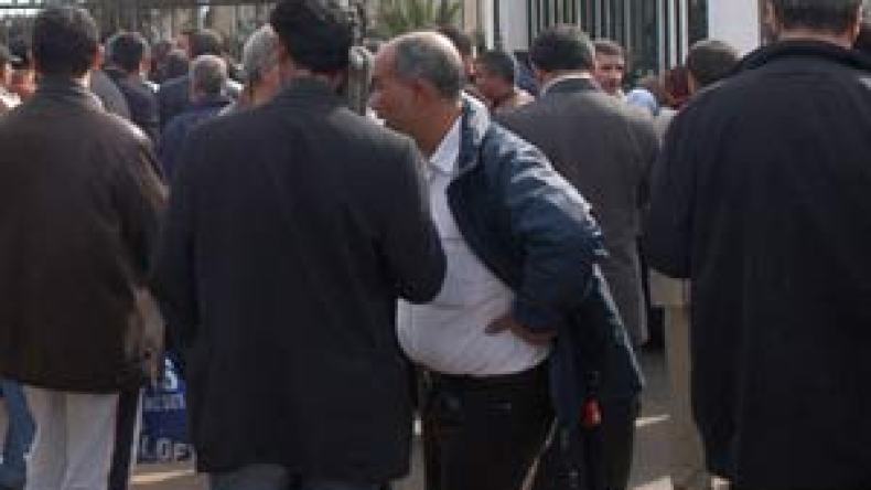 12  ألف  دينار  وعقد  عمل  مؤقت  وشهادة  خبرة  للبطالين  المدمجين