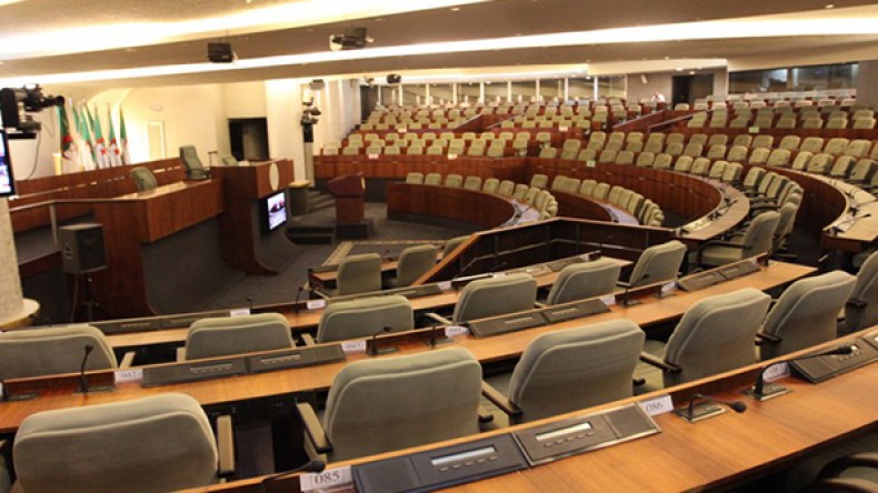 تنصيب هياكل الغرفة السفلى قد يؤجل مخطط عمل الحكومة!