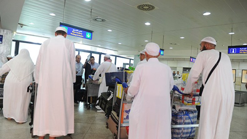 165 عون حماية مدنية رفقة بعثة الحج لتأطير الحجاج