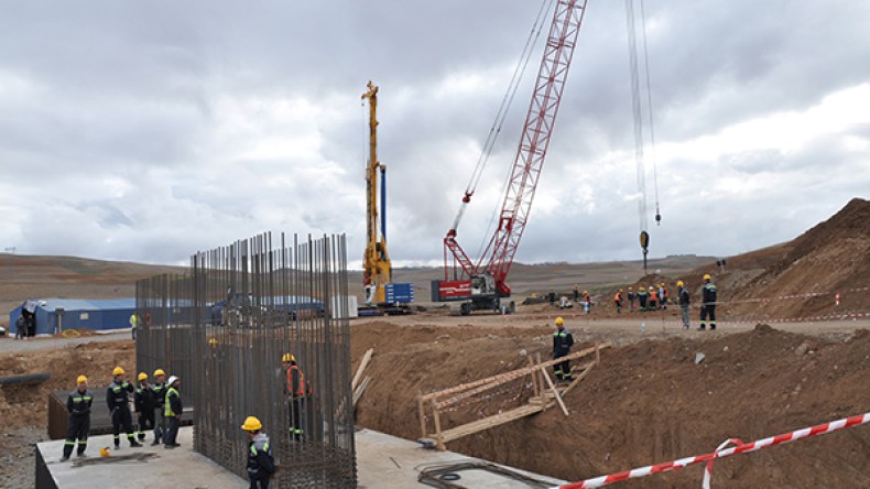 تسريح 1100 عامل من أشغال الطريق السيار جن جن – العلمة