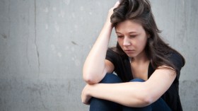 75 بالمائة من الفتيات العوانس عرضة للاكتئاب