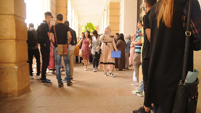 أساتذة ومترشحون يرفضون الخضوع للتفتيش المغناطيسي