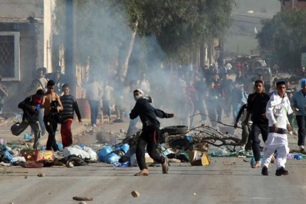 Algerians Oppose To The Arab Spring