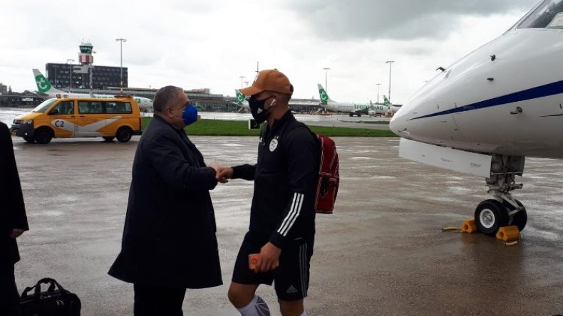 وصول “محاربي الصحراء” إلى هولندا