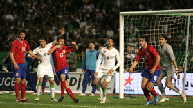 سعدان يرضي “عواجيز” الخضر..ورحو ضحية لمنصوري