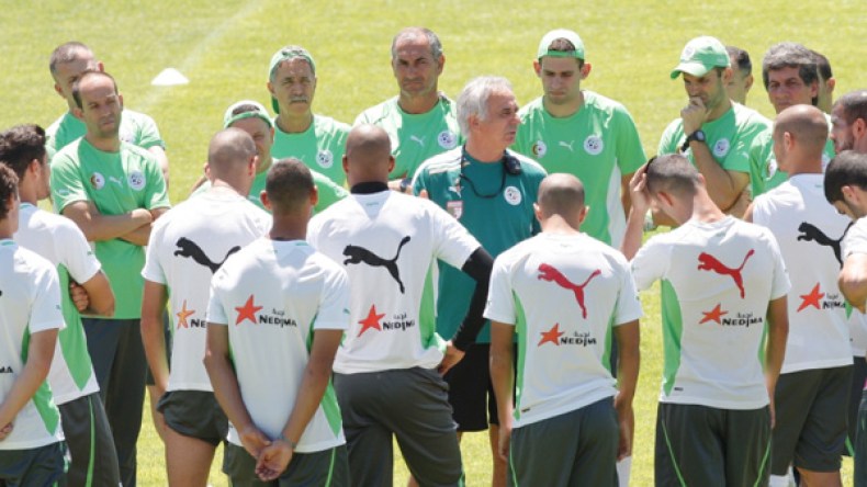 خاليلوزيتش يطلب تدعيم الطاقم الطبي للخضر والفاف ستستعين بأطباء “أسبيتار”