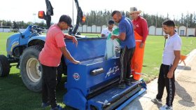 عشب طبيعي لِأحد ميادين التدريب بِمركز سيدي موسى