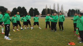 فيغولي وبن طيبة يصلان صباح الإثنين لمعسكر “الخضر” بباريس