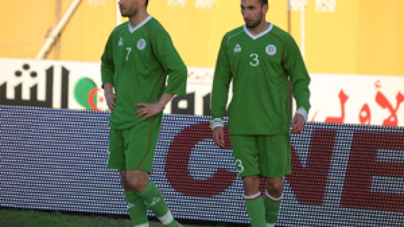 المشاكل تدفع “الخضر” للتحضير خارج البلاد