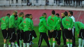 والي عنابة يفتح تحقيقا في فضيحة بيع التذاكر