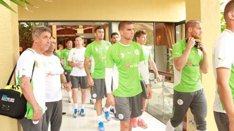 لاعبون وحراس مرمى سابقون: “الخضر” قادرون على الفوز