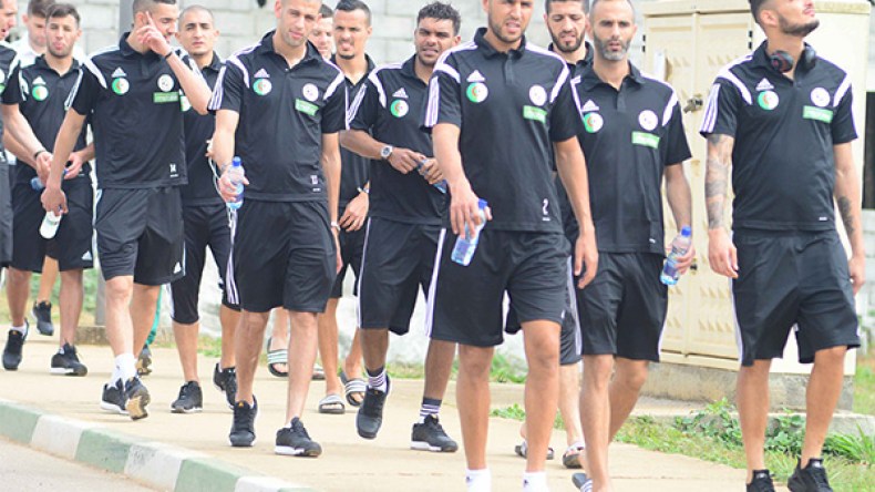 “الخضر” سيخوضون التصفيات حتى لو تحتضن الجزائر “كان2017”