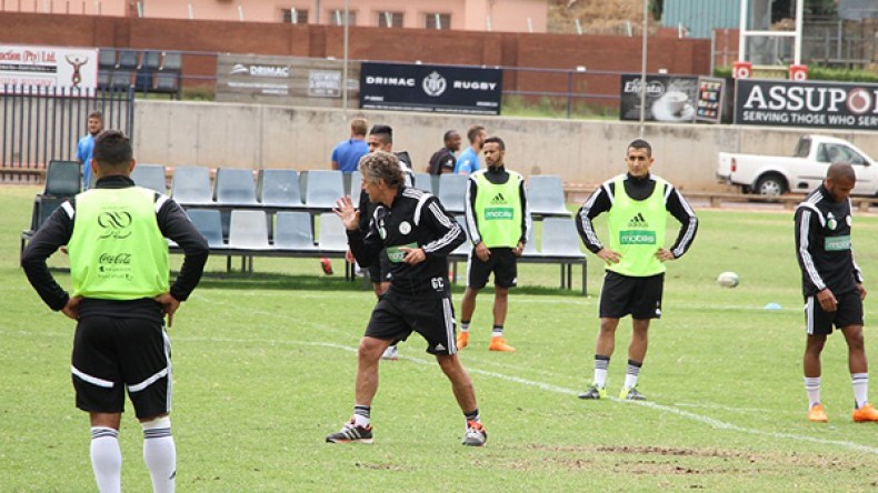 غوركوف يضبط التشكيلة الأساسية ويفضل مسلوب على كاسحي