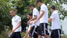 لا تذبحوا “الخضر” وغوركوف يجب أن يبقى