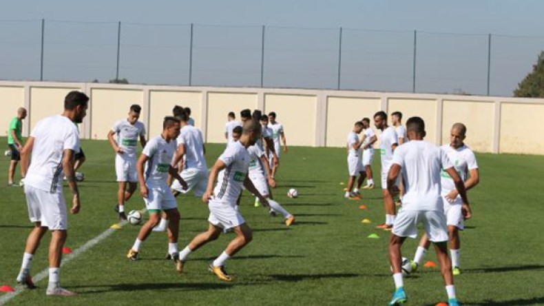 هذه هي تشكيلة الجزائر أمام الكاميرون