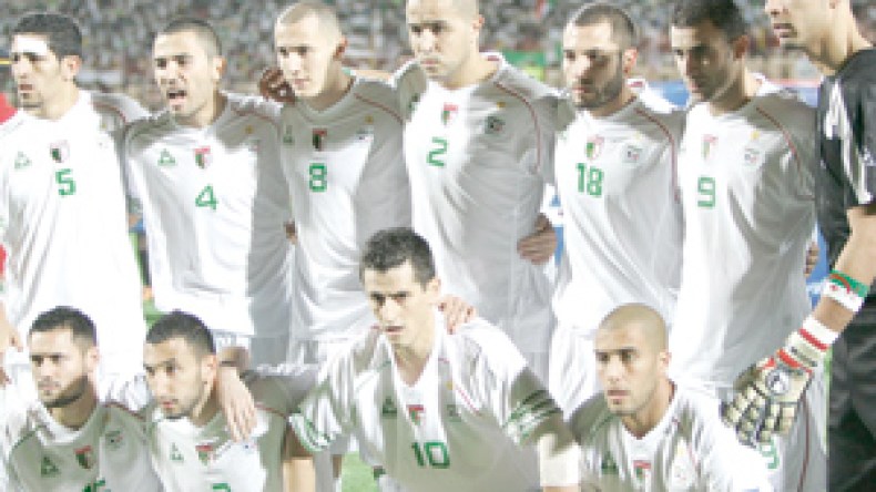 “الخضر” في المونديال بأقمصة بتصميم جزائري محض