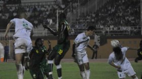 رحلة خمس ساعات الى مونروفيا والرطوبة تفاجئ الخضر