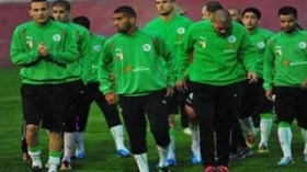 الخضرسيلعبون بالأبيض والمنتخب المغربي بالأحمر