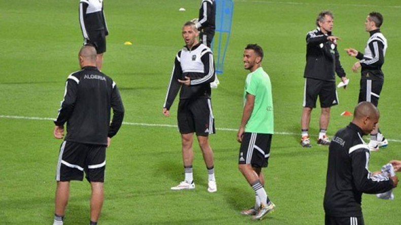 تربص “الخضر” لمواجهة السيشل ينطلق السبت بـ21 لاعبا