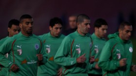 لاعبو الخضر يرفعون راية النصر من أجل الجزائر