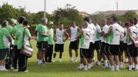 أريد أن ألعب يا خاليلوزيتش