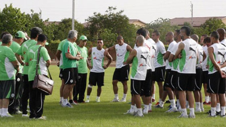 أريد أن ألعب يا خاليلوزيتش