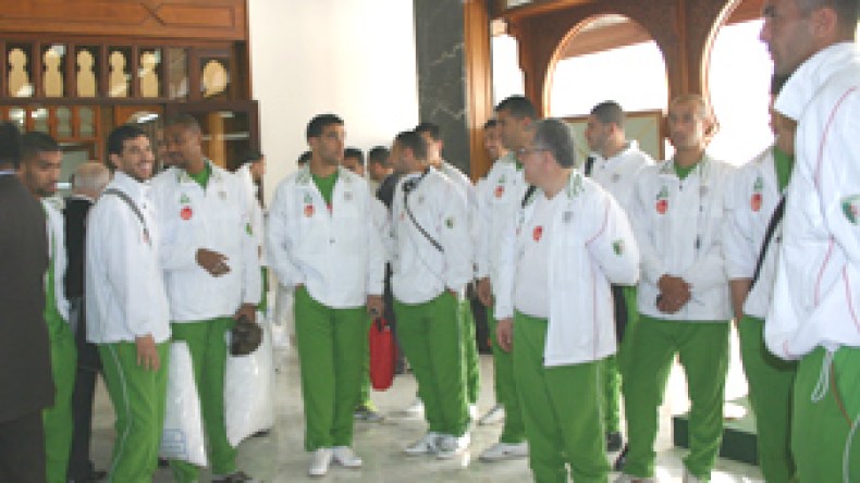 الفوج الأول من الخضر يلتحق اليوم بجنوب إفريقيا